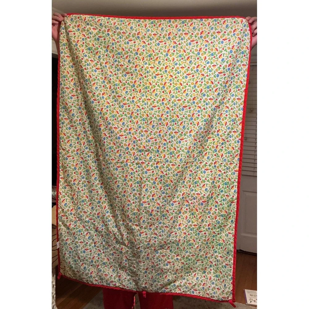 VTG 80s‎ Disney Winnie the Pooh Quilted Baby Blanket Sears Roebuck Bees Floral